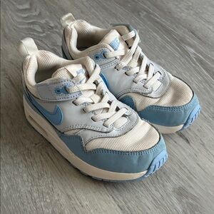 Nike Air Max Kids Sneakers Sz 11